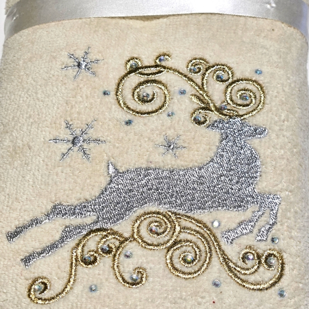 2 Embroidered reindeer towels kitchen guest tea Hand
